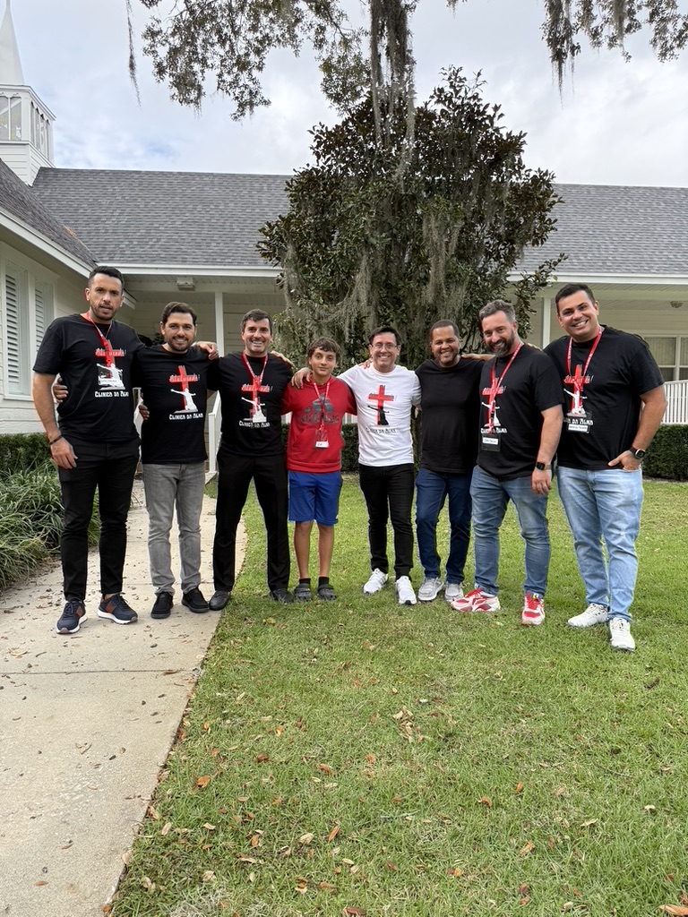 Equipe da Clínica de Almas Orlando